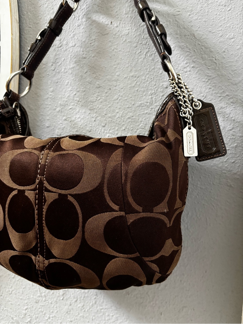 Vintage Coach Dark Brown SoHo Hobo - Picture 2 of 12